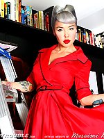Naughty librarian Masuimi Max in stockings
